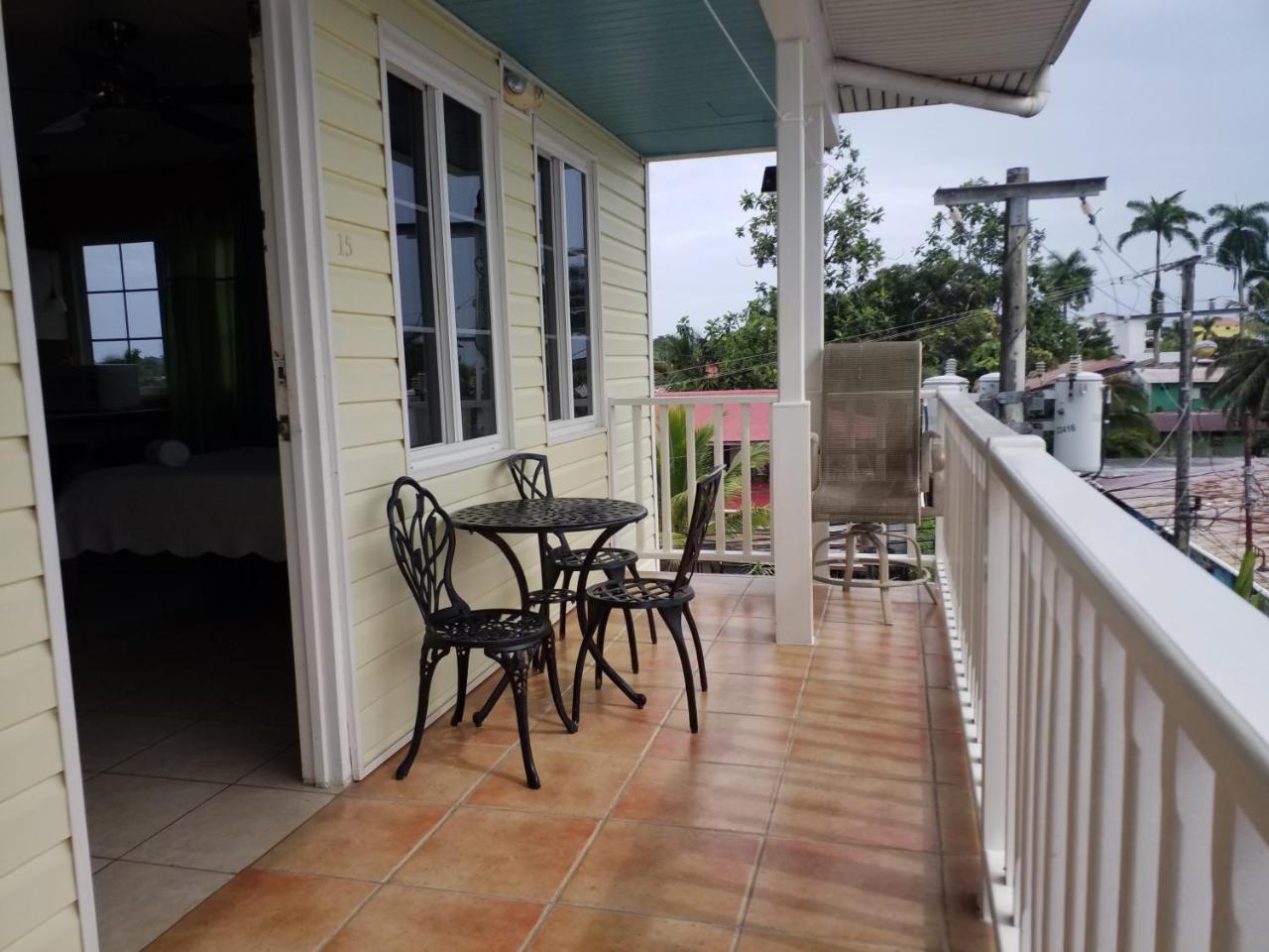 Aqua Point Condos Rentals Bocas del Toro Exterior foto